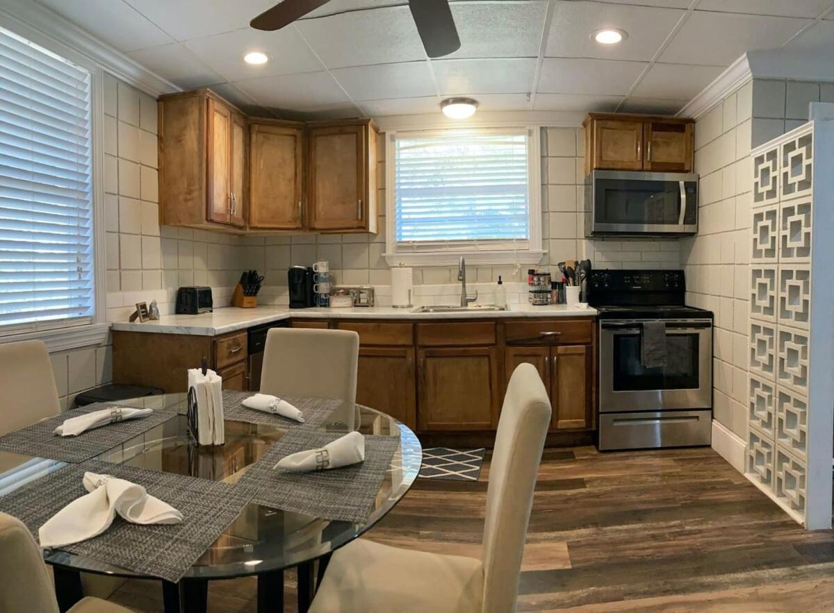 Comfortable Cottage On The Blue Mile - Close To Gsu! Statesboro Exterior foto